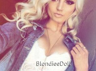 BlondieeDoll