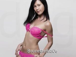 BrunetteRia06