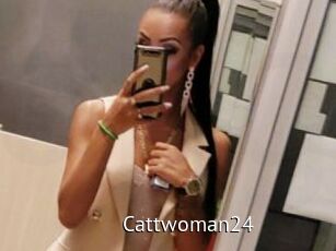 Cattwoman24