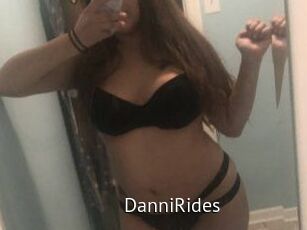 Danni_Rides