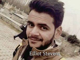 Elliot_Stevens