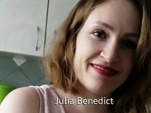 Julia_Benedict