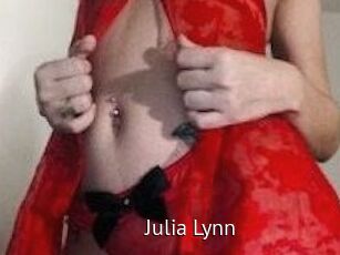 Julia_Lynn