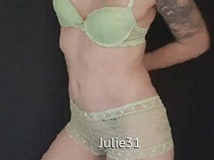 Julie31