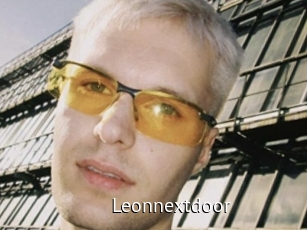 Leonnextdoor