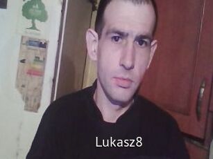 Lukasz8