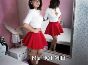 Mia_HOT_MILF