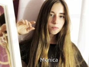 Monica_