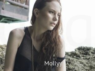 Mollyy