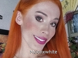 Moonxwhite