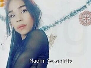 Naomi_Sexggirlts