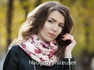 Naughtysmileusee